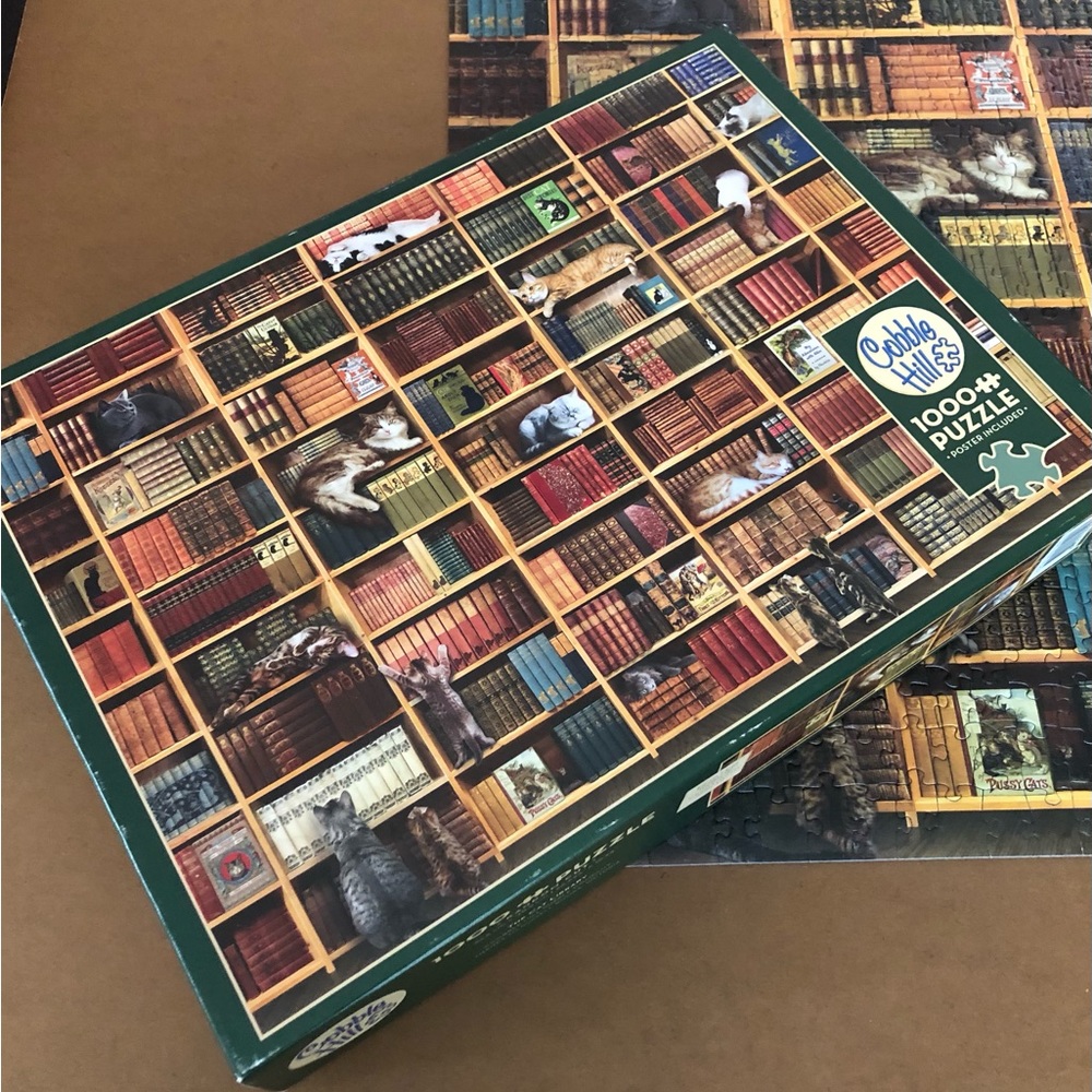 Cat Lovers puzzle - ‘Cat Library’ 1000 pieces